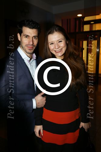 Haarlem 12 januari 2014
Premiere liefde half om half in schouwburg van Haarlem. Celine Purcell met oren Schrijver