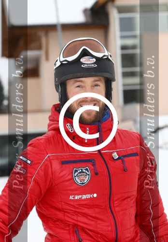 Flauchau (Ooostenrijk), 21 Januari 2014
Wintersport met Vinzzent, Frans Duijts, Django Wagner, Wolter Kroes, Nick Nielsen, Henk Dissel, Rene Schuurmans, Wesley Klein, Yes-R en Charlu Luske
Foto Peter Smulders BV.