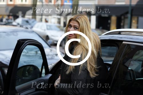 Amsterdam 22 januari 2014
Estelle Cruijff doet boodschappen op de cornelis schuytstraat.