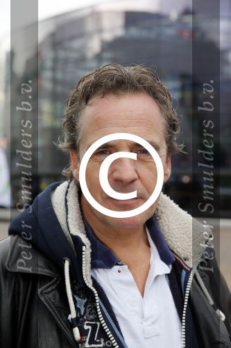 Amsterdam 8 januari 2013
Premiere Zapp films in pathe arena. Joep Sertons met zoon