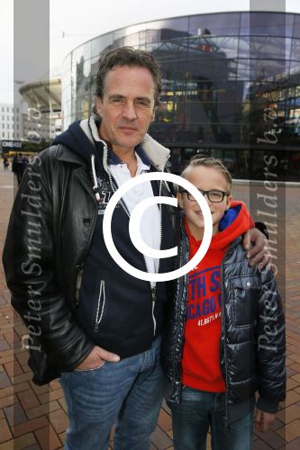 Amsterdam 8 januari 2013
Premiere Zapp films in pathe arena. Joep Sertons met zoon