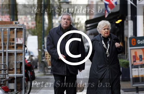 Amsterdam 13 januari 2013
Joop v Zijl met zijn vrouw op de cornelis schuytstraat.