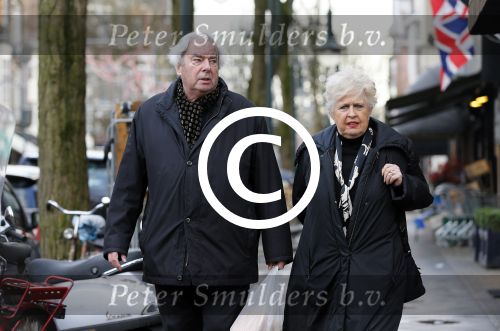 Amsterdam 13 januari 2013
Joop v Zijl met zijn vrouw op de cornelis schuytstraat.