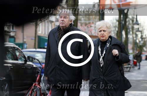 Amsterdam 13 januari 2013
Joop v Zijl met zijn vrouw op de cornelis schuytstraat.