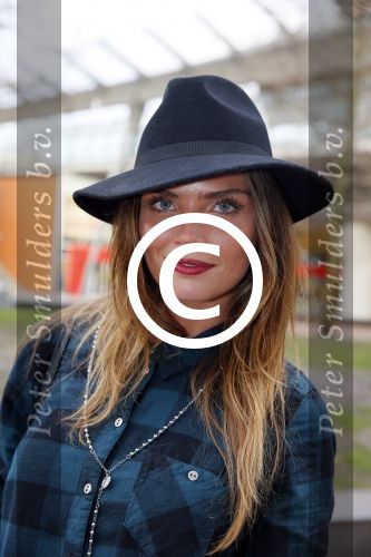 Amsterdam 8 januari 2013
Premiere Zapp films in pathe arena. Kim Feenstra met nichtje