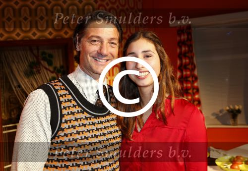 Haarlem 12 januari 2014
Rick Engelkes met zijn dochter bij premiere liefde half om half in schouwburg Haarlem
