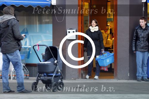 Amsterdam  11 januari 2014
Victor Reinier met vriendin en baby in kinderwagen.