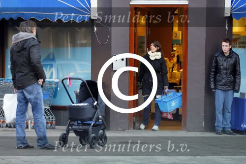 Amsterdam  11 januari 2014
Victor Reinier met vriendin en baby in kinderwagen.