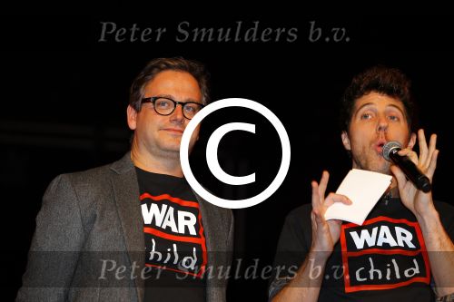 Amsterdam 13 januari 2013
Guus Meeuwis stelt twee liedjes beschikbaar voor de musical op school voor warchild. Presentatie was in Carre. William Spaaij praat het programma aan elkaar