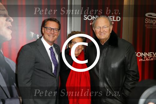 Amsterdam 8 februari 2015
Premiere Sonneveld in het nieuwe de la mar.
Joop en Janine v d Ende en Albert Verlinde
