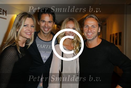 Amsterdam 6 februari 2015
Fedde Legrand in Carre . John Ewbank en Allan Harderberg met hun vrouwen ( Kelly Weekers)