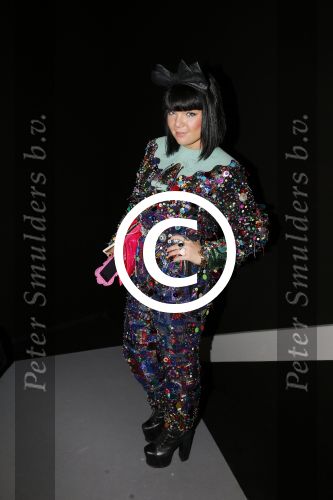 Amsterdam 23 januari 2015
Anna Drijver op de fietsRed carpet op de amsterdam fashion week powered by Mercedes.
Amanda Everdink
