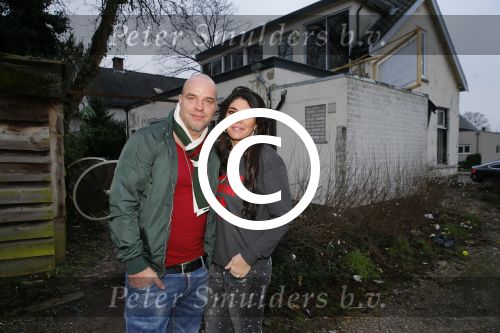 Apeldoorn 19 januari 2015
Melisa v d Meyde en Andy in haar salon en bij hun nieuwe huis. Melisa heeft voortaan de sizero van tamara Elbaz.