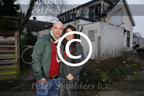 Apeldoorn 19 januari 2015
Melisa v d Meyde en Andy in haar salon en bij hun nieuwe huis. Melisa heeft voortaan de sizero van tamara Elbaz.