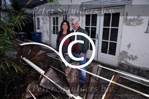 Apeldoorn 19 januari 2015
Melisa v d Meyde en Andy in haar salon en bij hun nieuwe huis. Melisa heeft voortaan de sizero van tamara Elbaz.