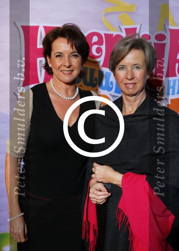 Breda 1 februari 2015
Premiere Heerlijk duurt het langst in het chasse theater.
Anne-Mieken Ruyten met zus