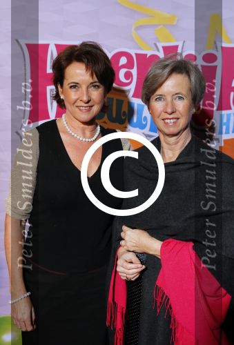 Breda 1 februari 2015
Premiere Heerlijk duurt het langst in het chasse theater.
Anne-Mieken Ruyten met zus