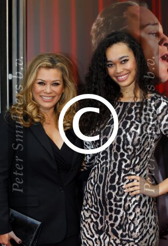 Amsterdam 8 februari 2015
Premiere Sonneveld in het nieuwe de la mar.
Antje en Rmy Monteiro