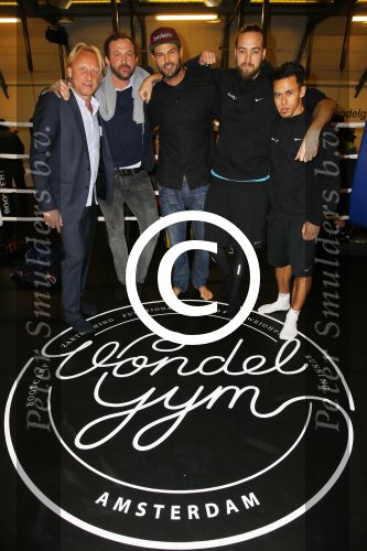 Amsterdam 21 januari 2015
Opening sportschool van Arie Boomsma genaamd Vondelgym. Arie met zijn compagnons