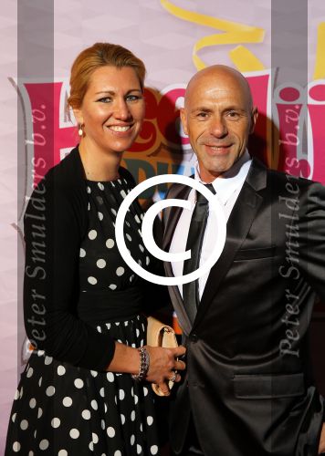 Breda 1 februari 2015
Premiere Heerlijk duurt het langst in het chasse theater.
Arnoud Pleket met vrouw
