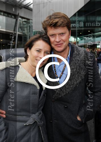 Amsterdam 8 februari 2015
Premiere Paddington in Pathe Arena met stemmencast Beau v Erven Dorens en Lange Frans.
Beau met zijn vrouw Selly en hun kinderen