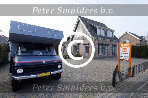 Hoorn 22 januari 2015
Binnen kijken in het huis van Ben Saunders. Ben zijn huis staat te koop .