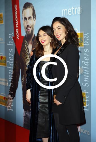 Amsterdam 19 januari 2015
Premiere Homies in Tuschinski.
Carice v Houten en Halina Reijn