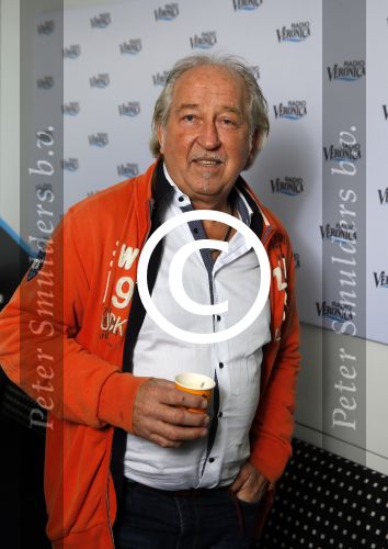 Hilversum 20 januari 2015
De deurzakkers op bezoek bij Erik de Zwart (radio Veronica) omdat ze 40 jaar geleden binnen kwamen in de top 40. Clemens v Bracht