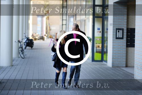 Amsterdam 24 januari 2014
Connie Bruekhoven Witteman doet bsamen met Eugene v Dun boodschappen op he gelderlandplein