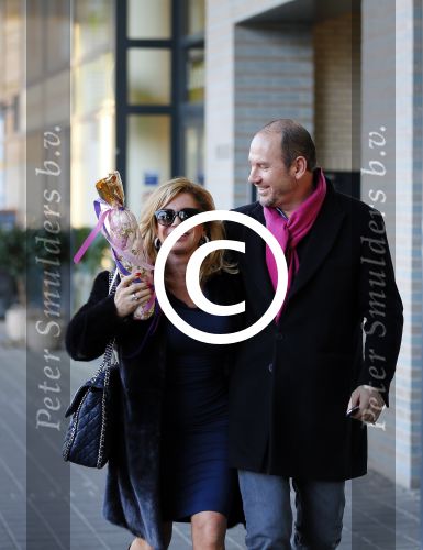 Amsterdam 24 januari 2014
Connie Bruekhoven Witteman doet bsamen met Eugene v Dun boodschappen op he gelderlandplein