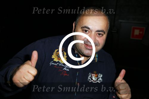 Uitgeest 19 januari 2015
Nieuwjaarsreceptie Henk Geels in Bobs saloon in uitgeest.
Look a like Danny de Vito