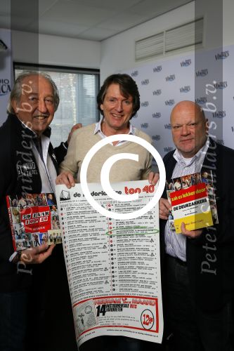 Hilversum 20 januari 2015
De deurzakkers op bezoek bij Erik de Zwart (radio Veronica) omdat ze 40 jaar geleden binnen kwamen in de top 40