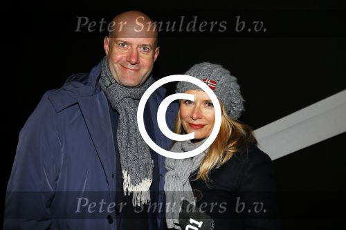 Amsterdam 23 januari 2015
Anna Drijver op de fietsRed carpet op de amsterdam fashion week powered by Mercedes.
Elle v Rijn met vriend