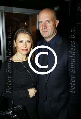 Amsterdam 23 januari 2015
Anna Drijver op de fietsRed carpet op de amsterdam fashion week powered by Mercedes.
Elle v Rijn met vriend