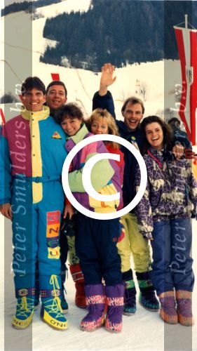 1994 Frank Masmeijer met zijn vrienden die in een van zijn laatste show de hoofdprijs wonnen t.w.v. zo\'n 25 a 30.000 gulden tijdens de HolidayShow
Dit zijn foto\'s die zijn gemaakt  enkele weken voordaat de show werd genomen op een wintersportvakantie met dezelfde vreiden.