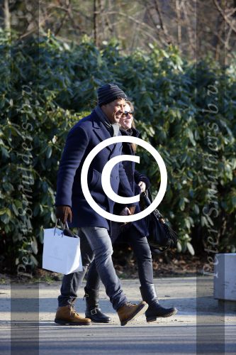 Amsterdam 6 februari 2015
Frank Rijkaard met zijn vrouw Stefanie op de pc hooftstraat en in het vondelpark