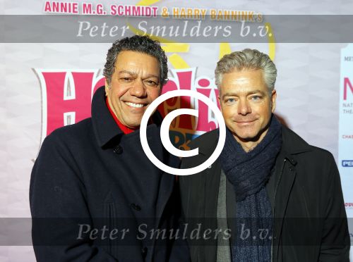 Breda 1 februari 2015
Premiere Heerlijk duurt het langst in het chasse theater.
Frank Sanders met kennis