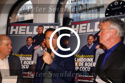 Amsterdam 2 februari 2015
Presentatie helden van Frits en Barbara Barend. Op de cover staan Guus Hiddink en Frank de Boer.
In het blad staan oa interviews met Jorien ter Mors Thijsje Oenema en Kai Reus.
De presentatie was bij gassan diamonds.