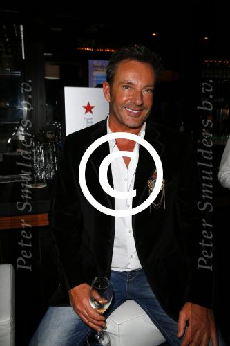 Uitgeest 19 januari 2015
Nieuwjaarsreceptie Henk Geels in Bobs saloon in uitgeest.
Gerard Joling met Bobbi Eden