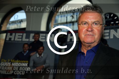 Amsterdam 2 februari 2015Presentatie helden van Frits en Barbara Barend. Op de cover staan Guus Hiddink en Frank de Boer.In het blad staan oa interviews met Jorien ter Mors Thijsje Oenema en Kai Reus.De presentatie was bij gassan diamonds.