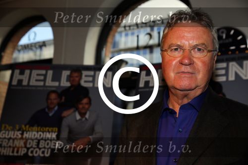 Amsterdam 2 februari 2015Presentatie helden van Frits en Barbara Barend. Op de cover staan Guus Hiddink en Frank de Boer.In het blad staan oa interviews met Jorien ter Mors Thijsje Oenema en Kai Reus.De presentatie was bij gassan diamonds.