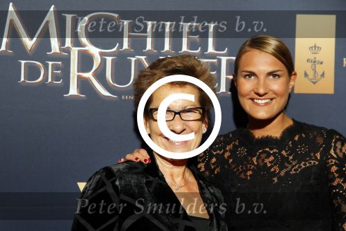 Amsterdam 26 januari 2015
Premiere Michiel de Ruyter film in het scheepvaartmuseum met de cast:
de hoofdrolspelers Frank Lammers, Sanne Langelaar, Barry Atsma, Egbert-Jan Weeber, Derek de Lint, Hajo Bruins,  Lieke van Lexmond, Lukas Dijkema, Pip Pellens, Jelle de Jong, Nils Verkooijen, Jules Croiset, Jada Borsato, Tygo Gernandt, Roeland Fernhout, Victor LÃ¶w, Joost Koning, Isa Lammers, Bas van Prooijen, Michael Nierse, Ids van der Krieke, Rein Hofman, Rene van Asten en Tim de Zwar
Janine en iris v d Ende