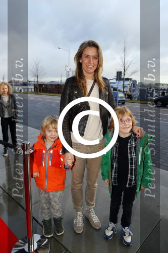 Jetske v d Elsen met kinderen
