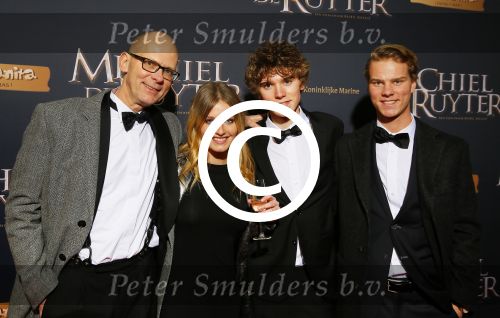Amsterdam 26 januari 2015
Premiere Michiel de Ruyter film in het scheepvaartmuseum met de cast:
de hoofdrolspelers Frank Lammers, Sanne Langelaar, Barry Atsma, Egbert-Jan Weeber, Derek de Lint, Hajo Bruins,  Lieke van Lexmond, Lukas Dijkema, Pip Pellens, Jelle de Jong, Nils Verkooijen, Jules Croiset, Jada Borsato, Tygo Gernandt, Roeland Fernhout, Victor LÃ¶w, Joost Koning, Isa Lammers, Bas van Prooijen, Michael Nierse, Ids van der Krieke, Rein Hofman, Rene van Asten en Tim de Zwar