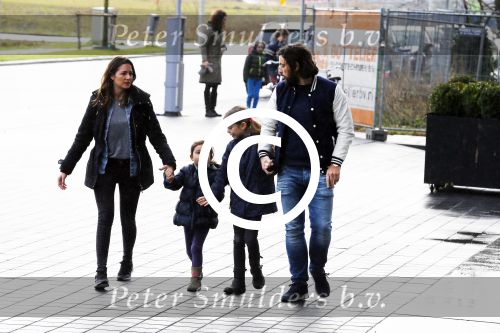 Amsterdam 1 februari 2015
Premiere Jack in theater Amsterdam met  oa Matsen Montsma Georgina Verbaan Jelka v Houten Patrick Stoof Gijs Naber Tygo Gernandt en Plien v Bennekom.
Kaja Wolfers met vriendin en kinderen