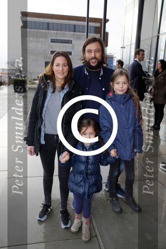 Amsterdam 1 februari 2015
Premiere Jack in theater Amsterdam met  oa Matsen Montsma Georgina Verbaan Jelka v Houten Patrick Stoof Gijs Naber Tygo Gernandt en Plien v Bennekom.
Kaja Wolfers met vriendin en kinderen