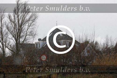 Uitdam - Zuiderwoude 29 januari 2015
De vader van Katja Schuurman haaltr zijn kleindochter Sammie op van school.