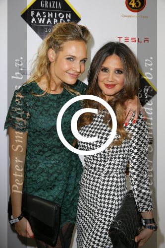 Amsterdam 9 december 2014
Grazia Style awards uitreiking in vondelpark CS.
Kimberly Klaver MET ANNEMIJN v Meeuwen