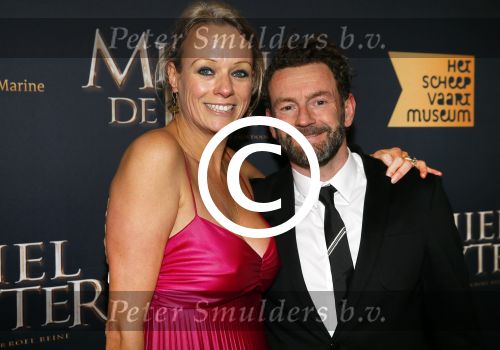 Amsterdam 26 januari 2015
Premiere Michiel de Ruyter film in het scheepvaartmuseum met de cast:
de hoofdrolspelers Frank Lammers, Sanne Langelaar, Barry Atsma, Egbert-Jan Weeber, Derek de Lint, Hajo Bruins,  Lieke van Lexmond, Lukas Dijkema, Pip Pellens, Jelle de Jong, Nils Verkooijen, Jules Croiset, Jada Borsato, Tygo Gernandt, Roeland Fernhout, Victor LÃ¶w, Joost Koning, Isa Lammers, Bas van Prooijen, Michael Nierse, Ids van der Krieke, Rein Hofman, Rene van Asten en Tim de Zwar
Kluun met vriendin
