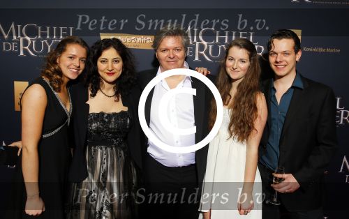 Amsterdam 26 januari 2015
Premiere Michiel de Ruyter film in het scheepvaartmuseum met de cast:
de hoofdrolspelers Frank Lammers, Sanne Langelaar, Barry Atsma, Egbert-Jan Weeber, Derek de Lint, Hajo Bruins,  Lieke van Lexmond, Lukas Dijkema, Pip Pellens, Jelle de Jong, Nils Verkooijen, Jules Croiset, Jada Borsato, Tygo Gernandt, Roeland Fernhout, Victor LÃ¶w, Joost Koning, Isa Lammers, Bas van Prooijen, Michael Nierse, Ids van der Krieke, Rein Hofman, Rene van Asten en Tim de Zwar
Lars Boom met vrouw en kinderen